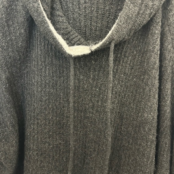 Joe Fresh, Cozy Two-Tone Hooded Sweater, Sz 3XL - Picture 3 of 9